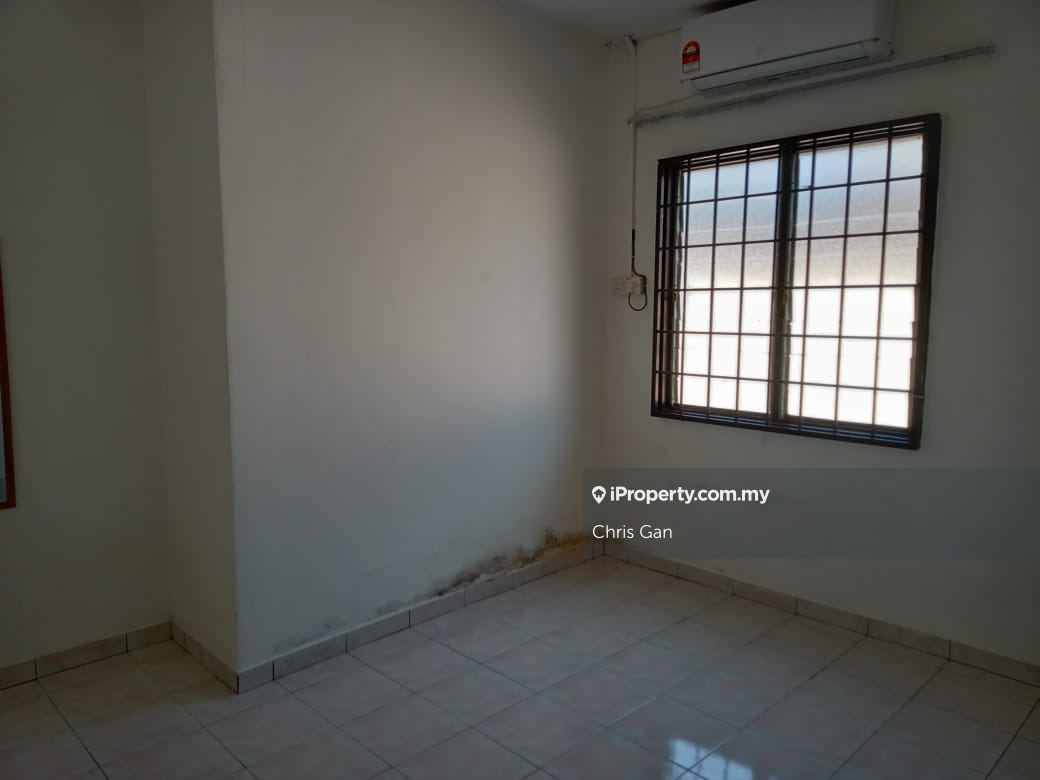 Semi-Detached House for Rent in Taman Seri Inderapura, Kuantan by Chris Gan - iProperty.com.my