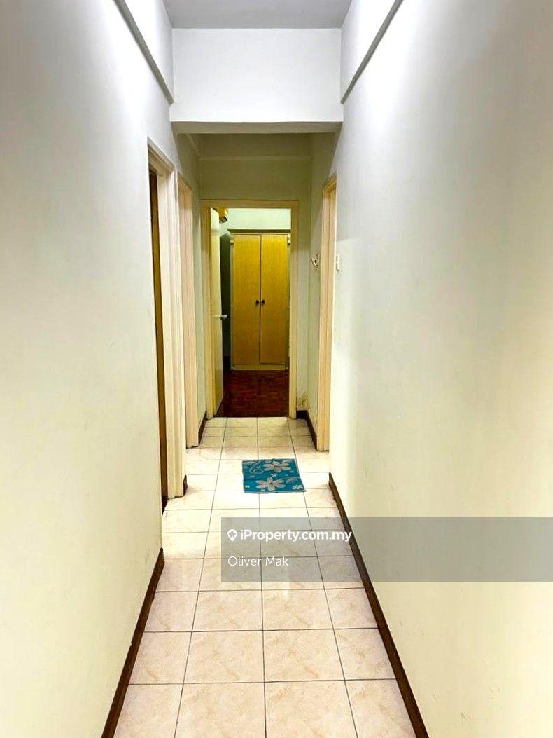 Condominium for Sale in Vista Komanwel A by Oliver Mak - iProperty.com.my