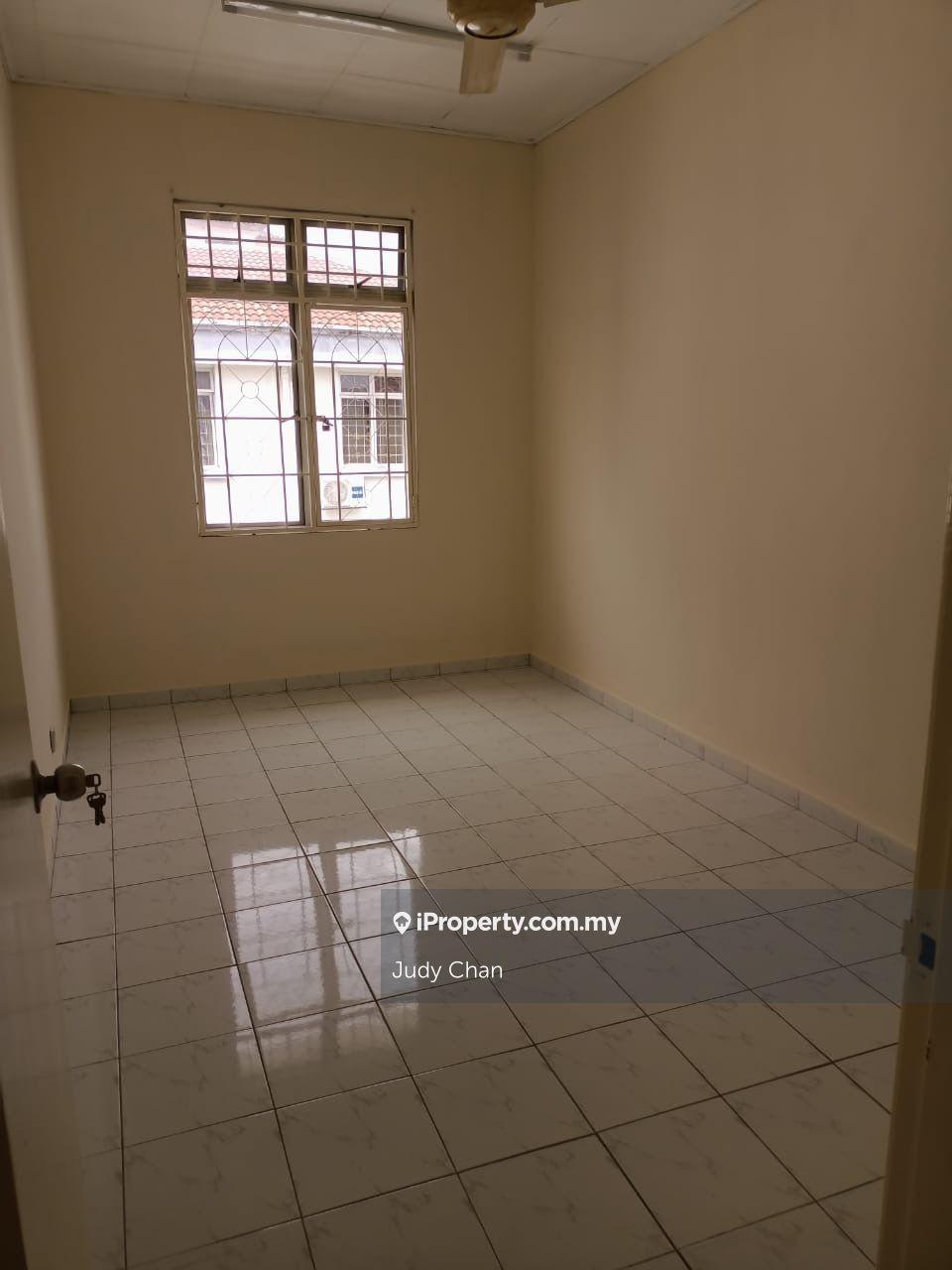 Pangsapuri untuk Disewa di Subang Perdana Goodyear Court 10 oleh Judy Chan - iProperty.com.my
