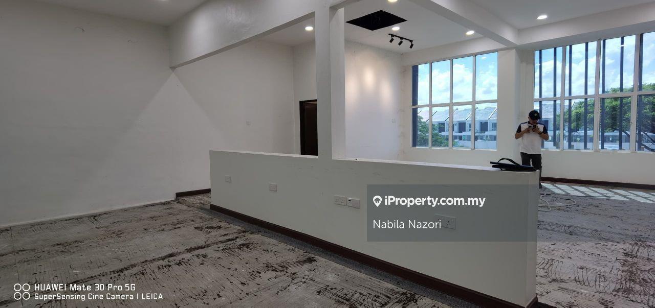 Gudang untuk Disewa di Kampung Padang Enggang, Pasir Ha oleh Nabila Nazori - iProperty.com.my