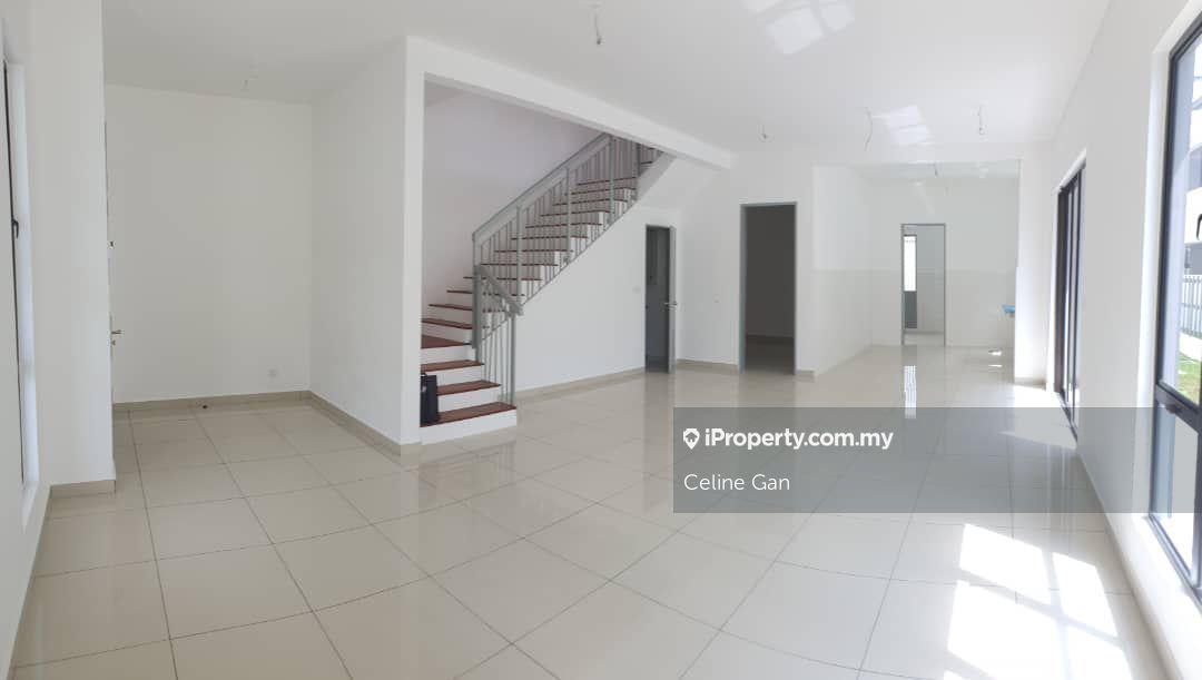 Rumah Berkembar untuk Dijual di Setia Utama 4, Bywater Doshia Semi-D, Setia Alam oleh Celine Gan - iProperty.com.my