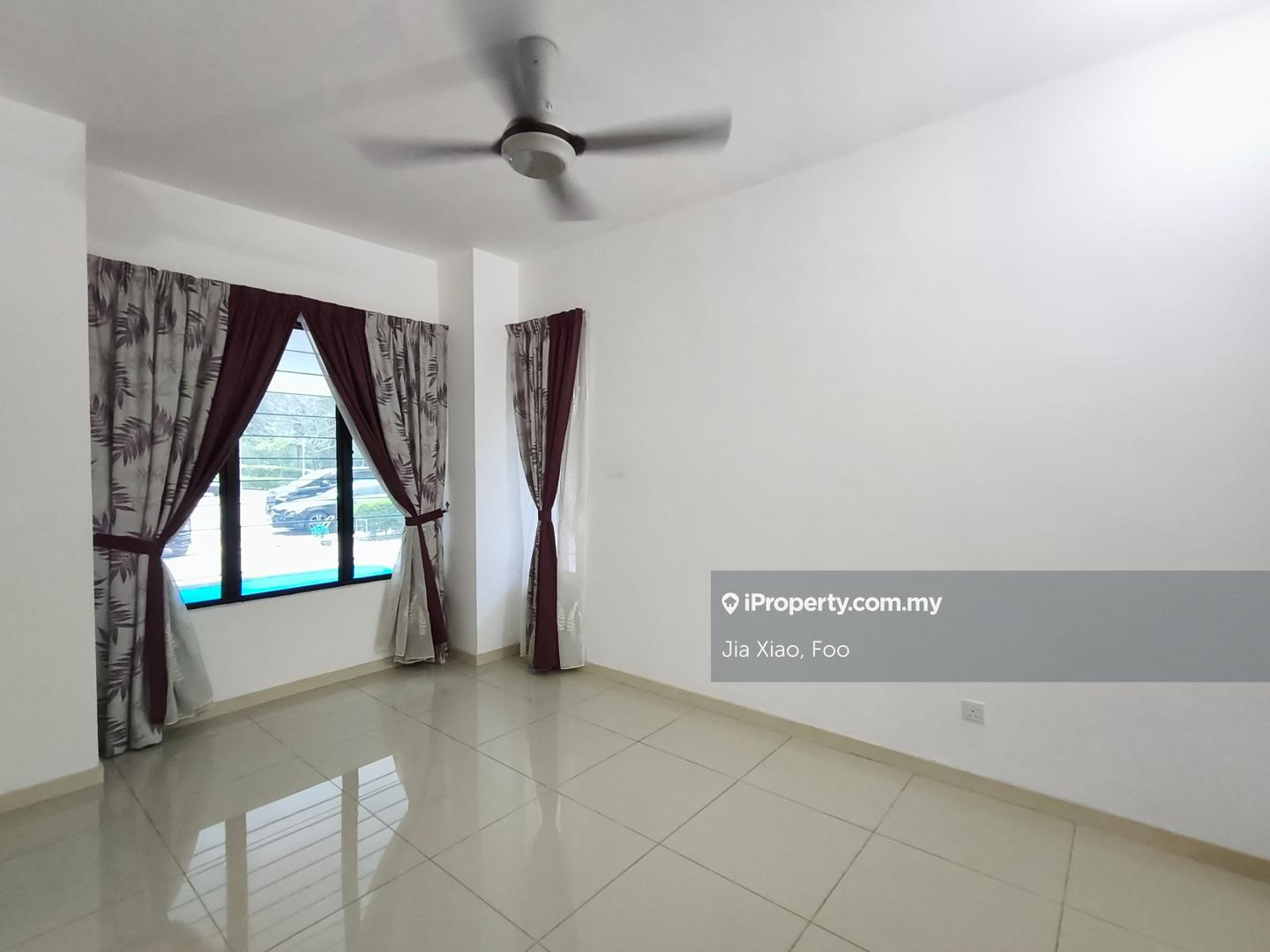 Rumah Bandar untuk Dijual di Cahaya Spk, Shah Alam oleh Jia Xiao, Foo - iProperty.com.my