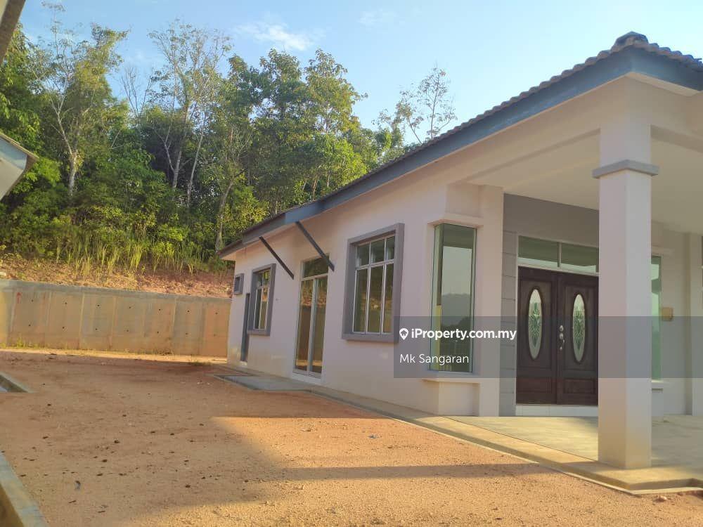 Banglo untuk Dijual di Rumah Banglo Setingkat (Type-A) di Sik, Sik oleh Mk Sangaran - iProperty.com.my