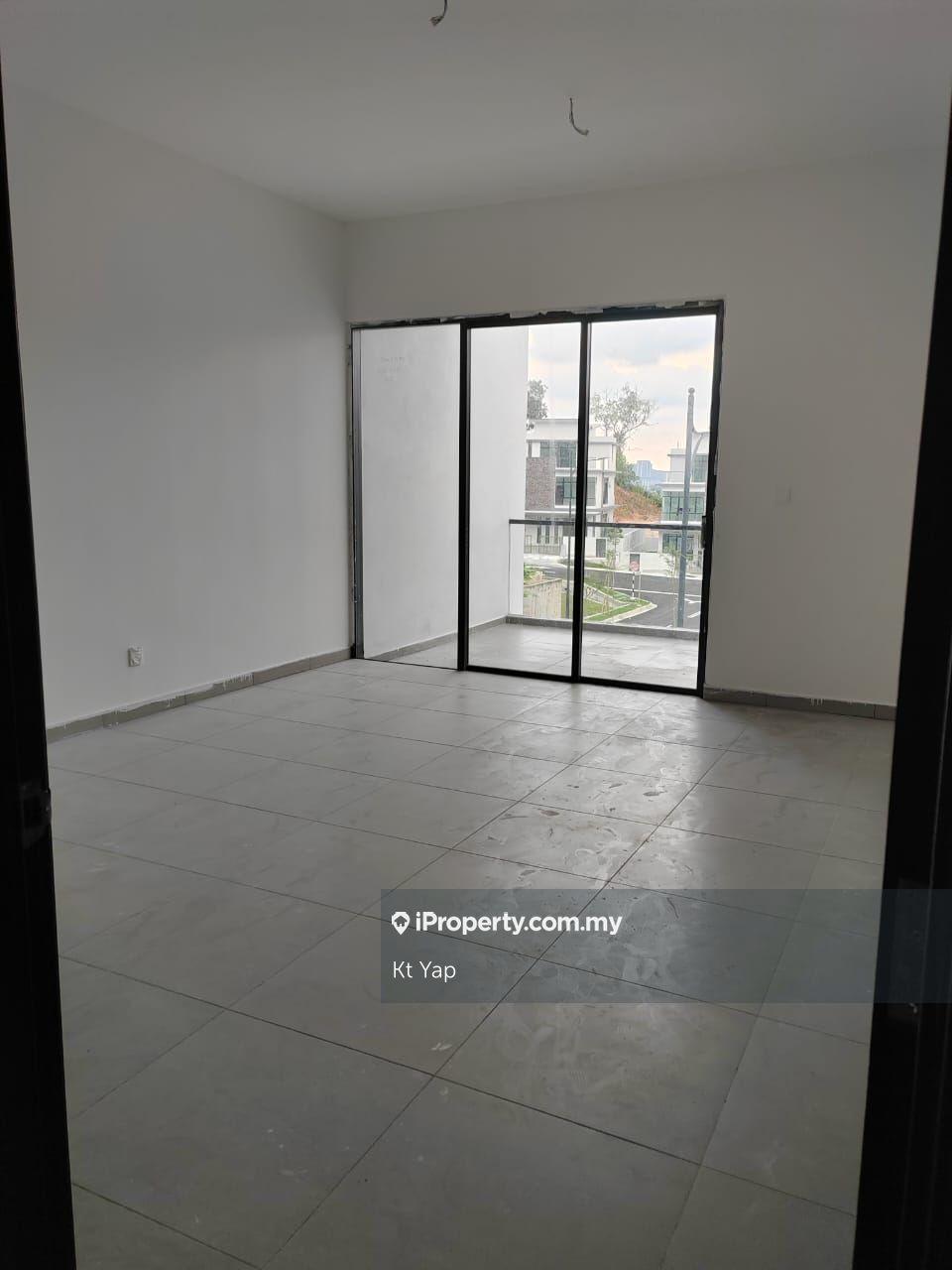 Rumah Berangkai 3 Tingkat untuk Dijual di Residensi Bukit Orkid, Orchid Hills, Cheras Batu 9, Cheras oleh Kt Yap - iProperty.com.my