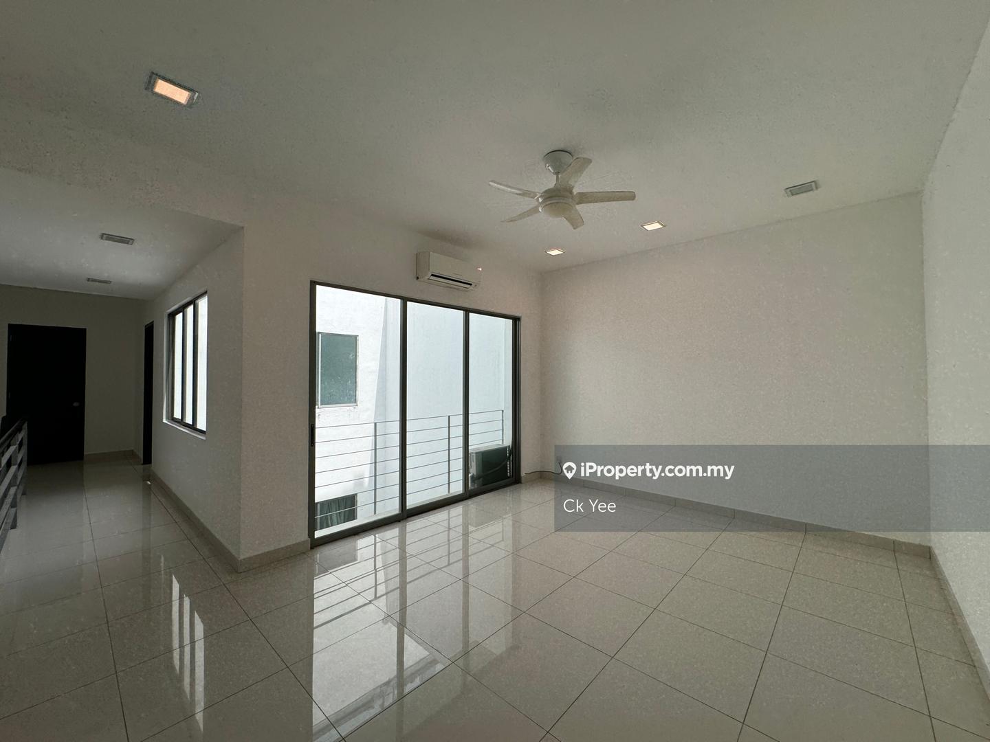Rumah Berangkai 3 Tingkat untuk Dijual di Seri Jalil, Bukit Jalil oleh Ck Yee - iProperty.com.my