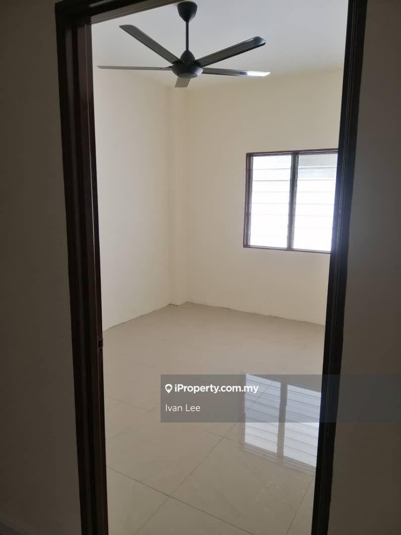 Semi-Detached House for Rent in Seksyen 8, Petaling Jaya by Ivan Lee - iProperty.com.my