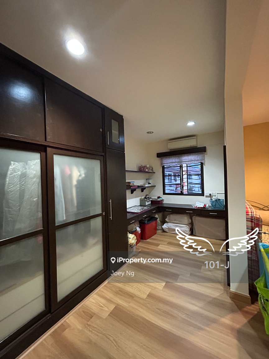 Rumah Berangkai 2 Tingkat untuk Dijual di Bandar Bukit Tinggi 2, Klang oleh Joey Ng - iProperty.com.my