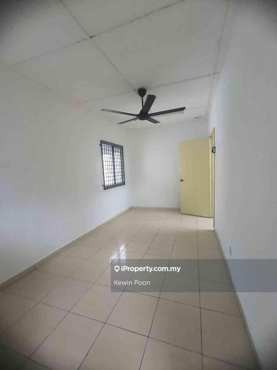 2-storey Terraced House for Sale in Bandar Country Homes, Rawang by Kewin Poon - iProperty.com.my