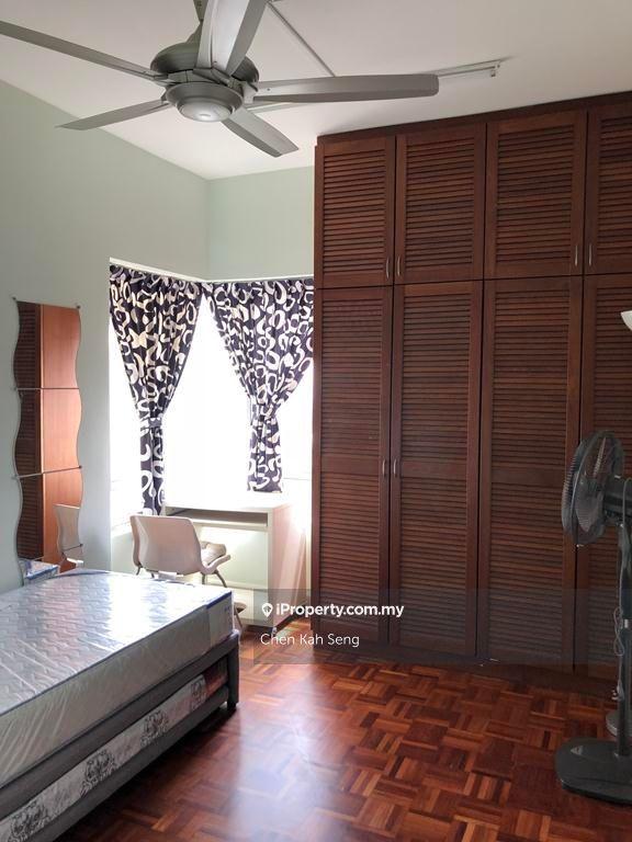 Condominium for Sale in Pantai Panorama Condominiums by Chen Kah Seng - iProperty.com.my