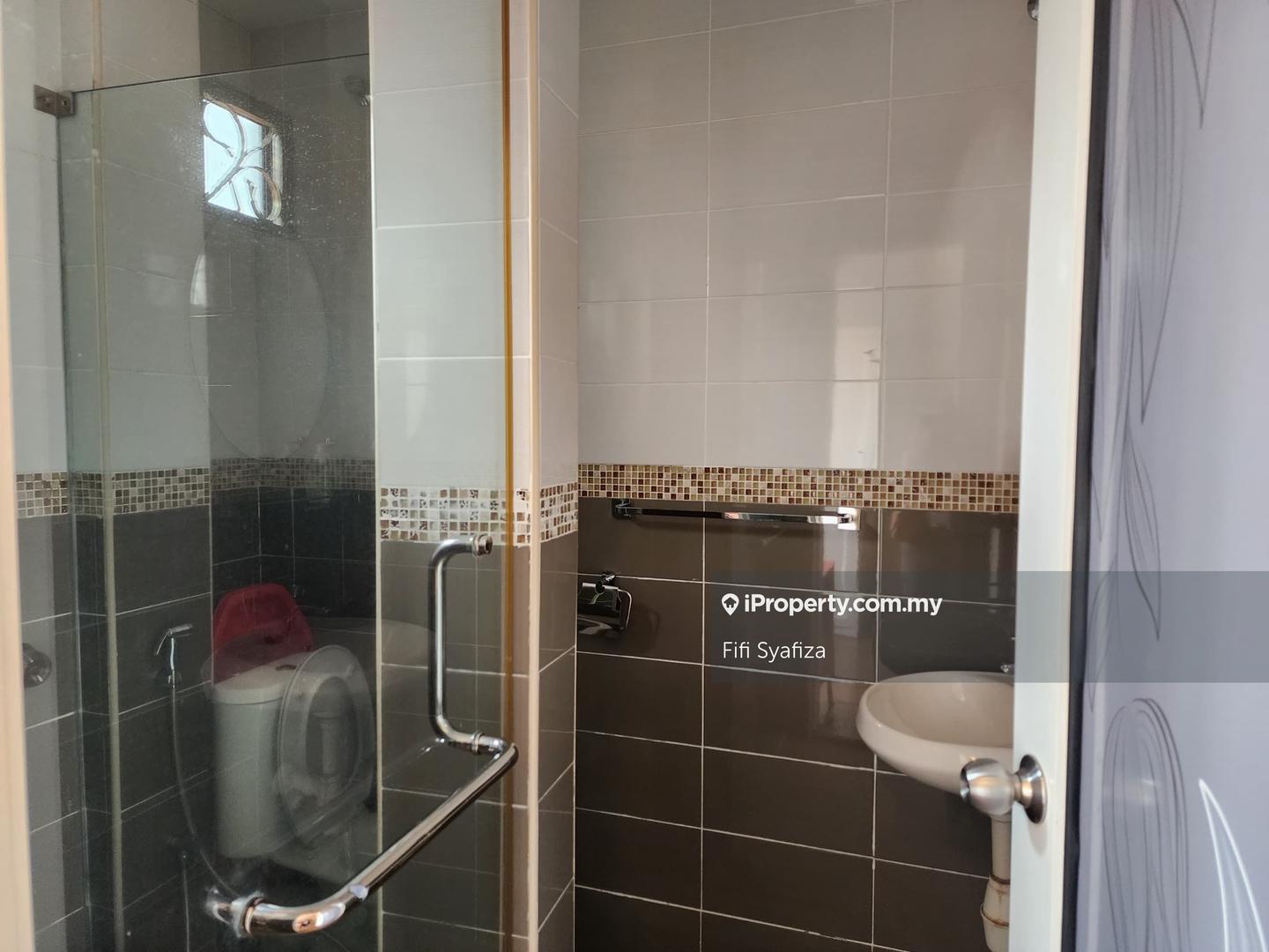 Semi-Detached House for Sale in Kelana Jaya, Petaling Jaya by Fifi Syafiza - iProperty.com.my