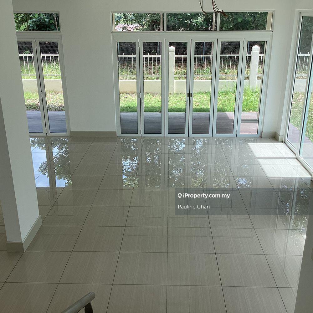 Banglo untuk Dijual di Serdang, Seri Kembangan oleh Pauline Chan - iProperty.com.my