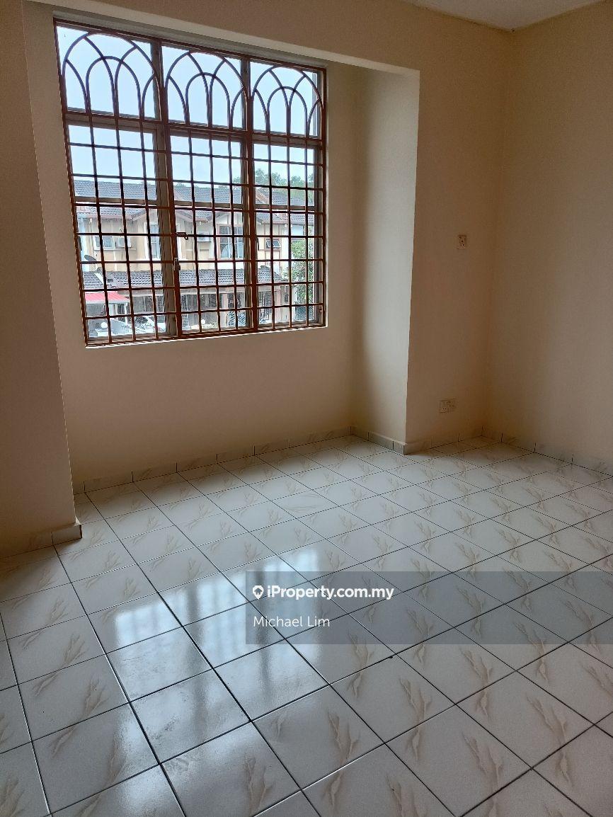 Rumah Berangkai 2 Tingkat untuk Disewa di Putra Heights, Subang Jaya oleh Michael Lim - iProperty.com.my