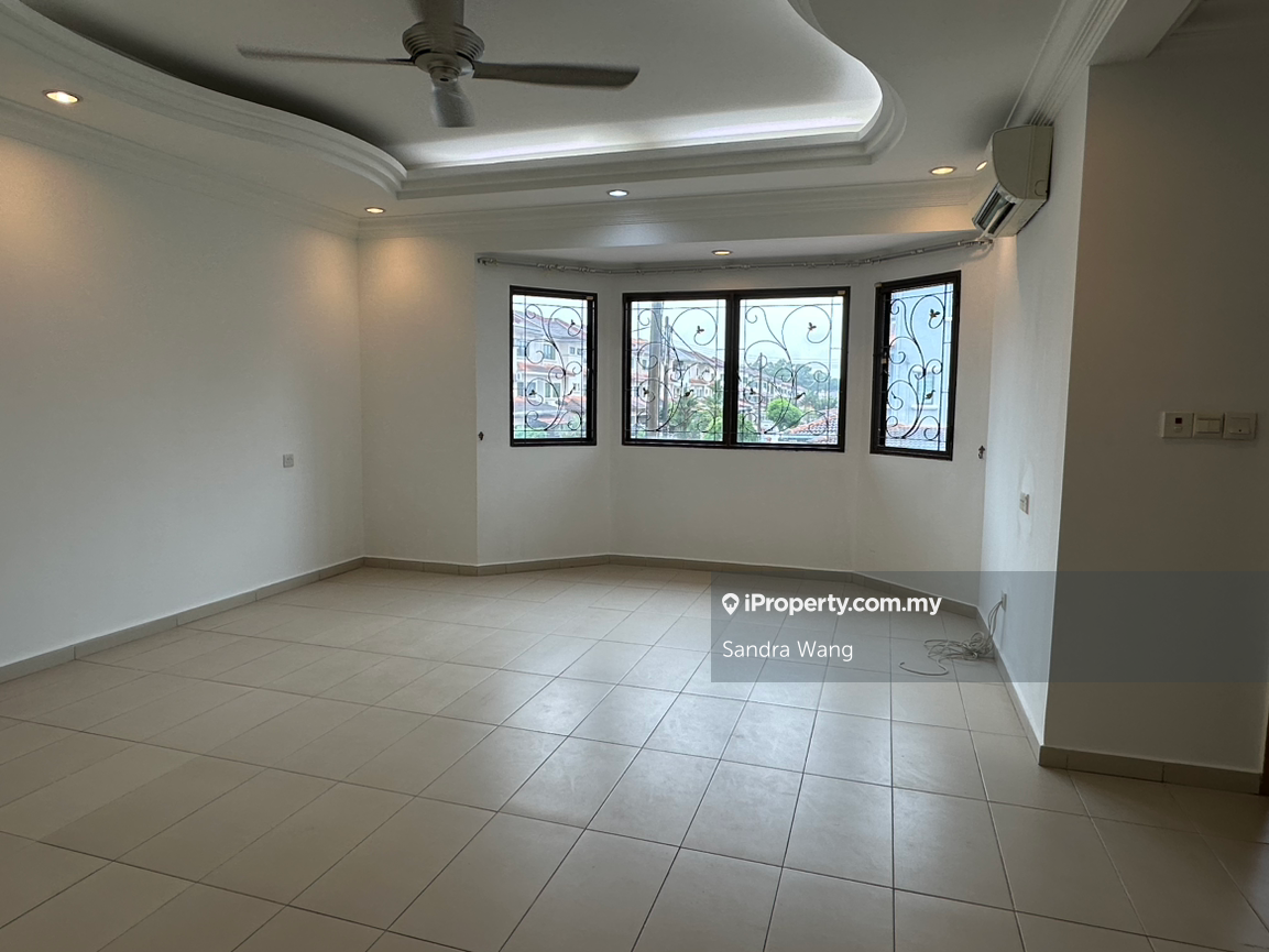 2.5-storey Terraced House for Sale in Bandar Utama 6, Bandar Utama by Sandra Wang - iProperty.com.my