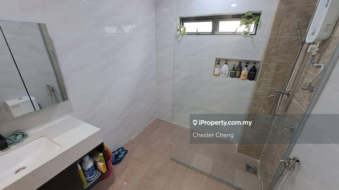 Rumah Berangkai 2.5 Tingkat untuk Dijual di Subang Jaya, Selangor oleh Chester Cheng - iProperty.com.my