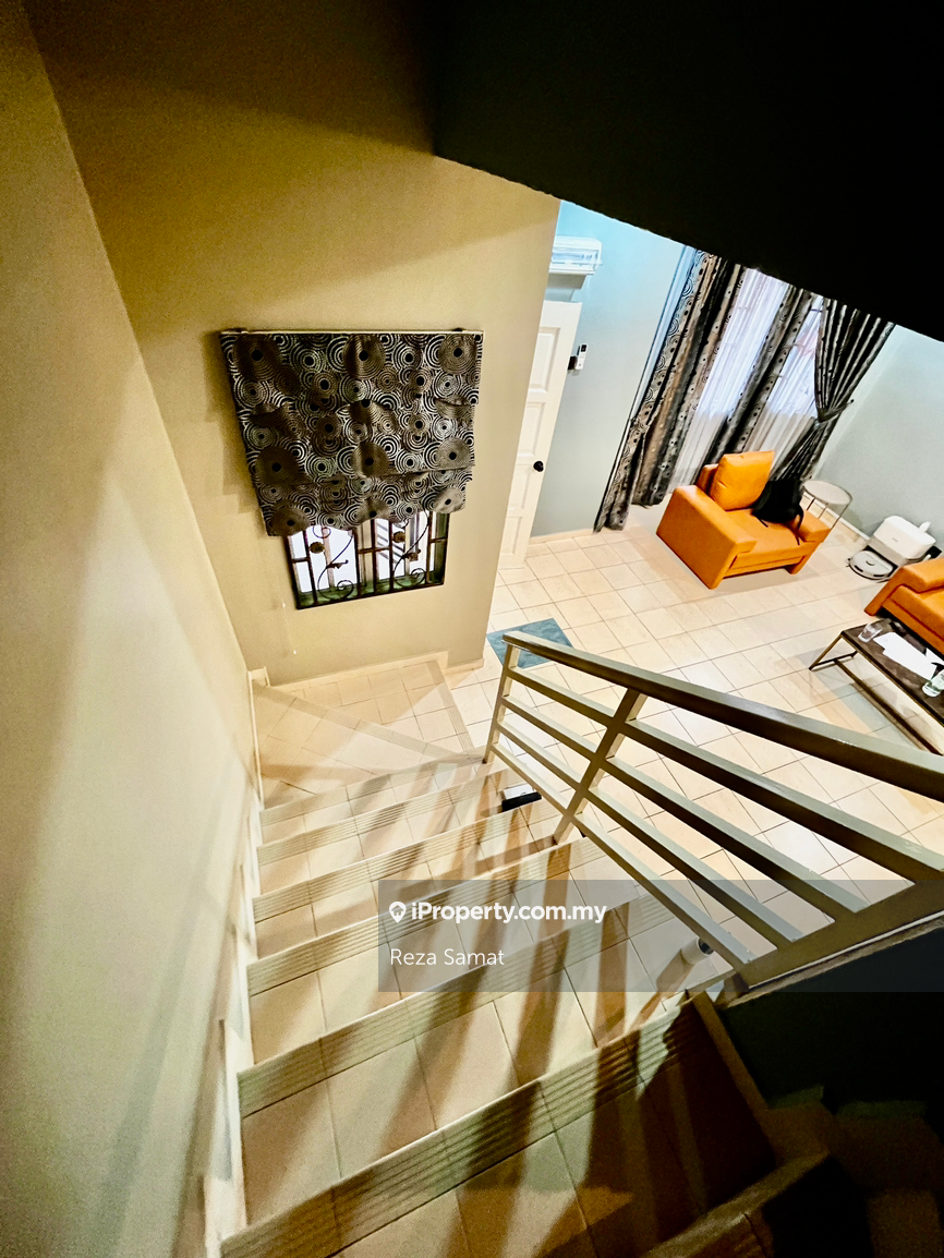 Rumah Berangkai 2 Tingkat untuk Dijual di Sungai bertek klang, Klang oleh Reza Samat - iProperty.com.my