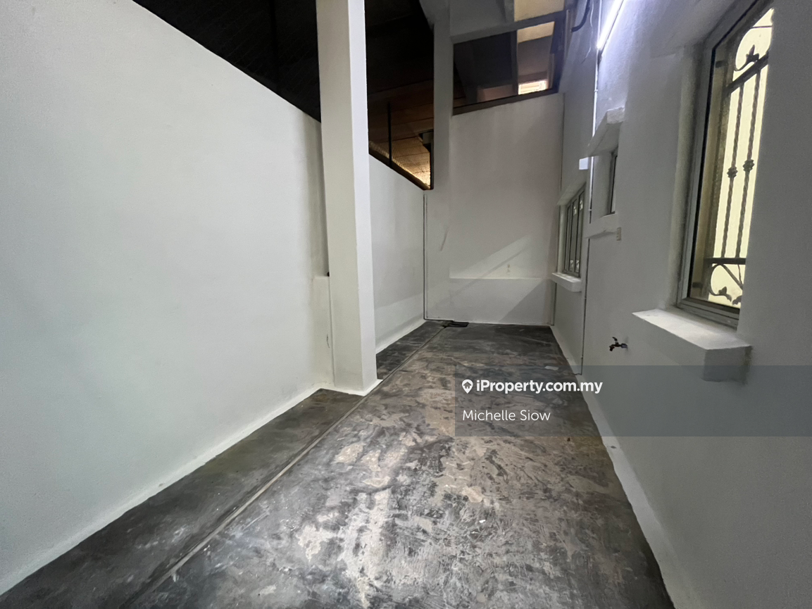 Townhouse for Sale in Taman Lagenda Mas, Cheras by Michelle Siow - iProperty.com.my