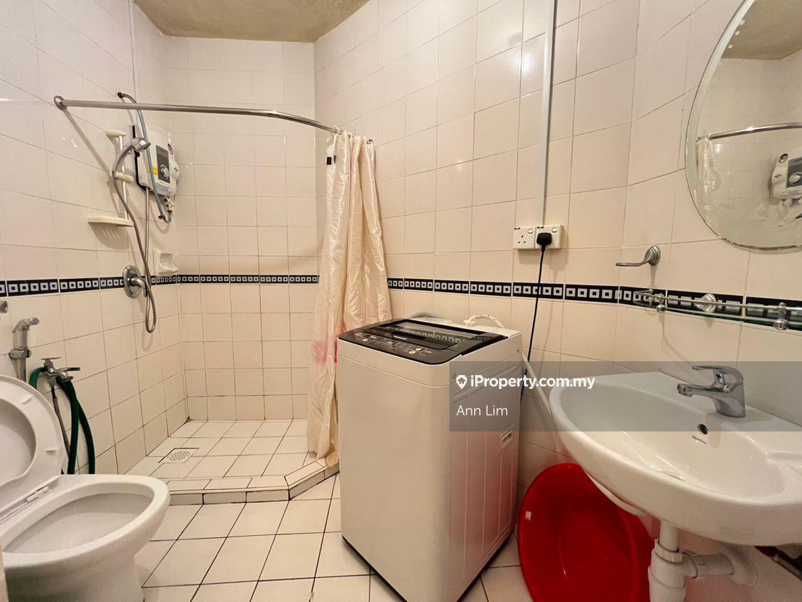 Service Residence for Sale in Waldorf Tower by Ann Lim - iProperty.com.my