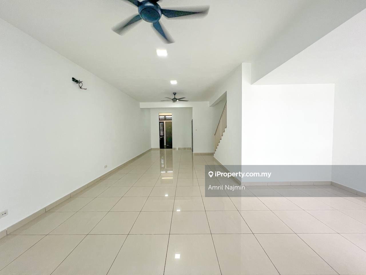 Rumah Berangkai 2 Tingkat untuk Dijual di Alam Impian Ttdi, Shah Alam oleh Amril Najmin - iProperty.com.my