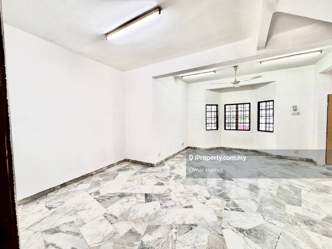 Rumah Berangkai 2 Tingkat untuk Dijual di Taman Bukit Kajang Baru, Kajang oleh Omar Hamid - iProperty.com.my