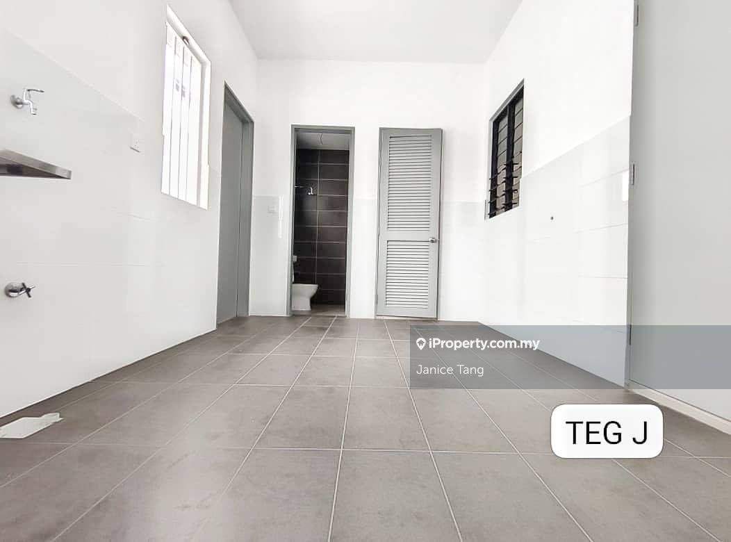 Rumah Berkembar untuk Dijual di Setia Utama, Setia Alam oleh Janice Tang - iProperty.com.my