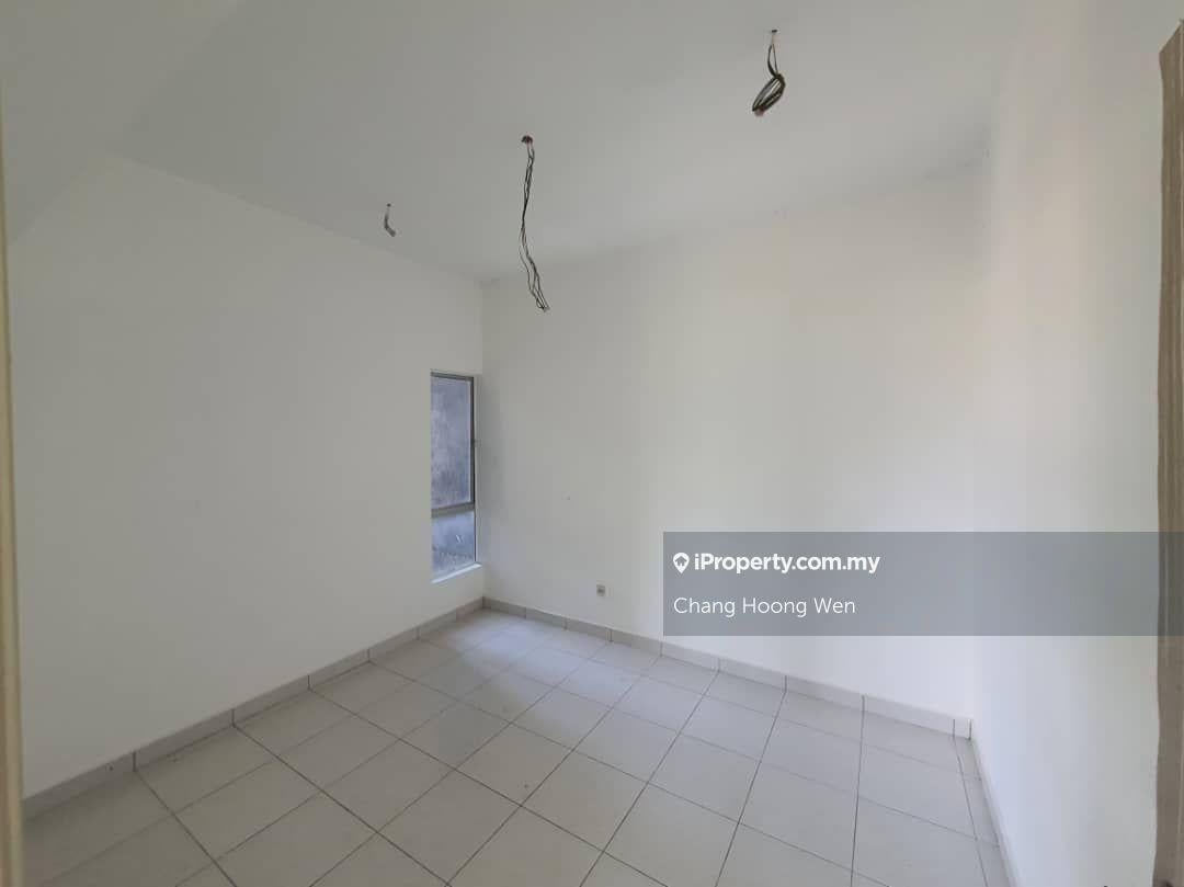 Condominium for Sale in Estana Court by Chang Hoong Wen - iProperty.com.my