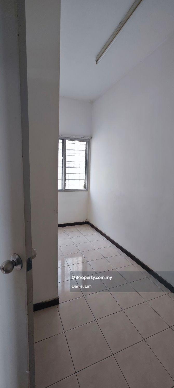 Rumah Berangkai 2 Tingkat untuk Dijual di Shah Alam, Selangor oleh Daniel Lim - iProperty.com.my