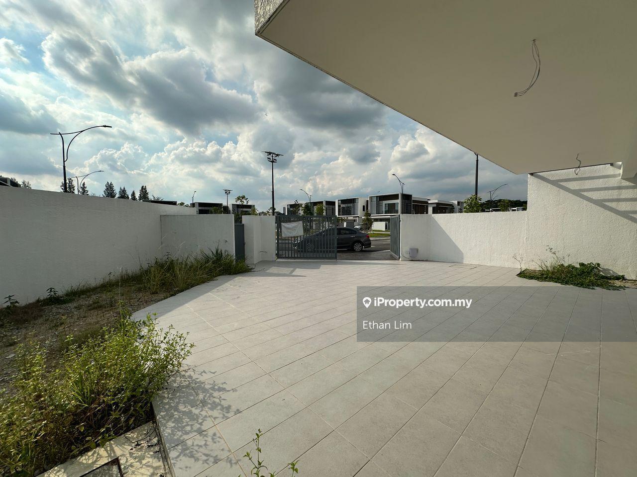 Rumah Berkembar untuk Dijual di TTDI Grove, Kajang oleh Ethan Lim - iProperty.com.my
