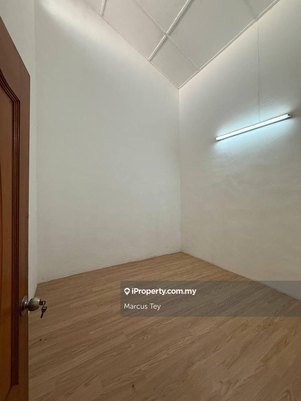 Rumah Berangkai 1 Tingkat untuk Dijual di Taman Pertama, Kulai oleh Marcus Tey - iProperty.com.my