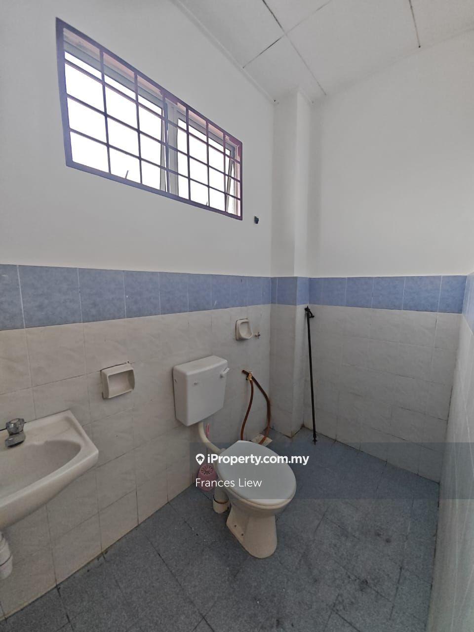 Rumah Berangkai 2 Tingkat untuk Dijual di Taman Puncak Jalil, Seri Kembangan oleh Frances Liew - iProperty.com.my