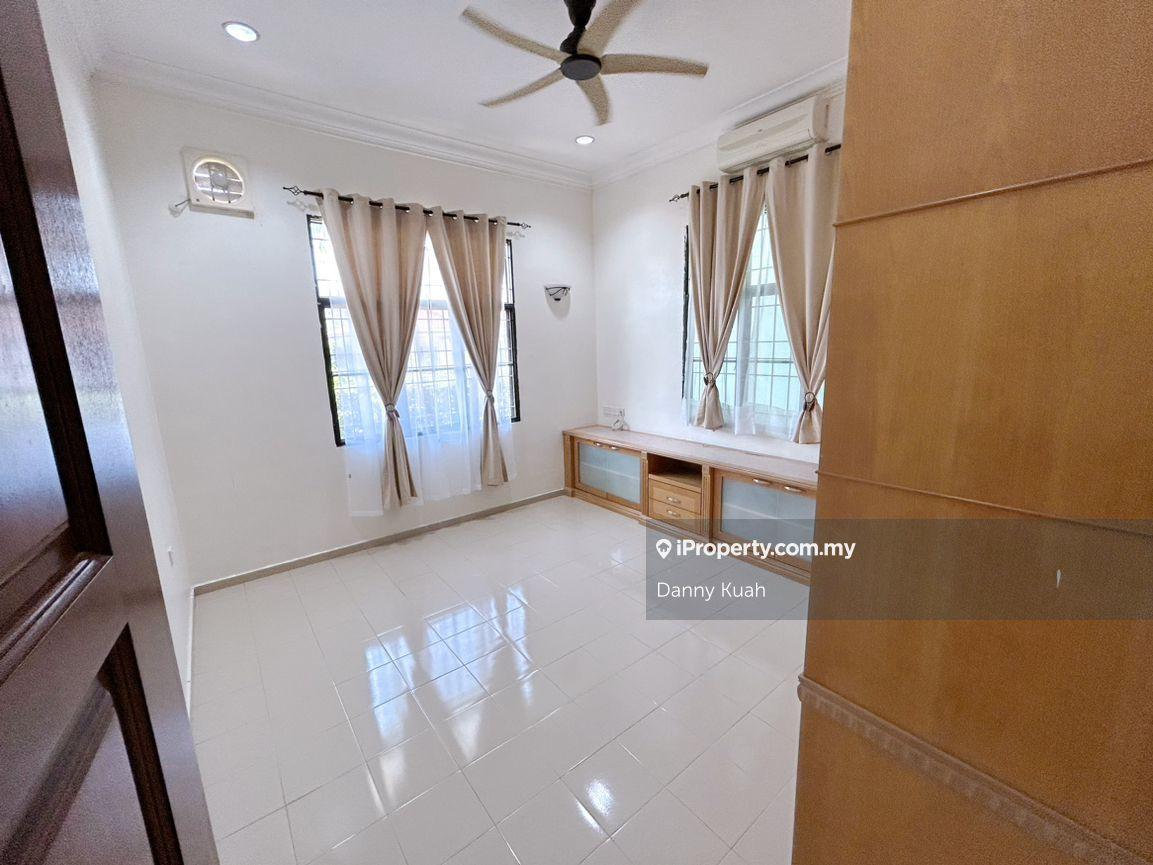 Banglo untuk Dijual di Taman Melaka Perdana, Bukit Katil oleh Danny Kuah - iProperty.com.my