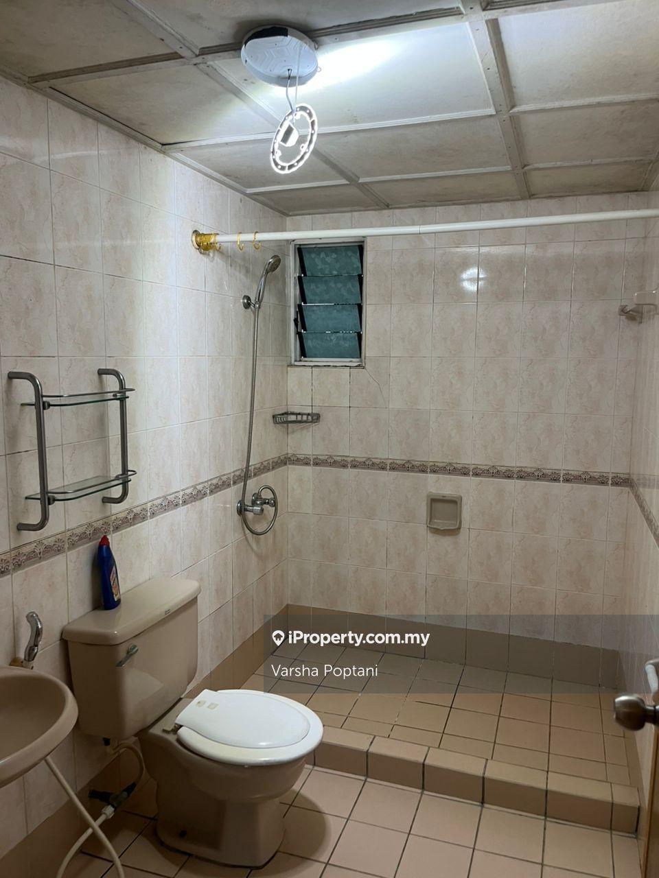 Condominium for Rent in Villa Scott by Varsha Poptani - iProperty.com.my