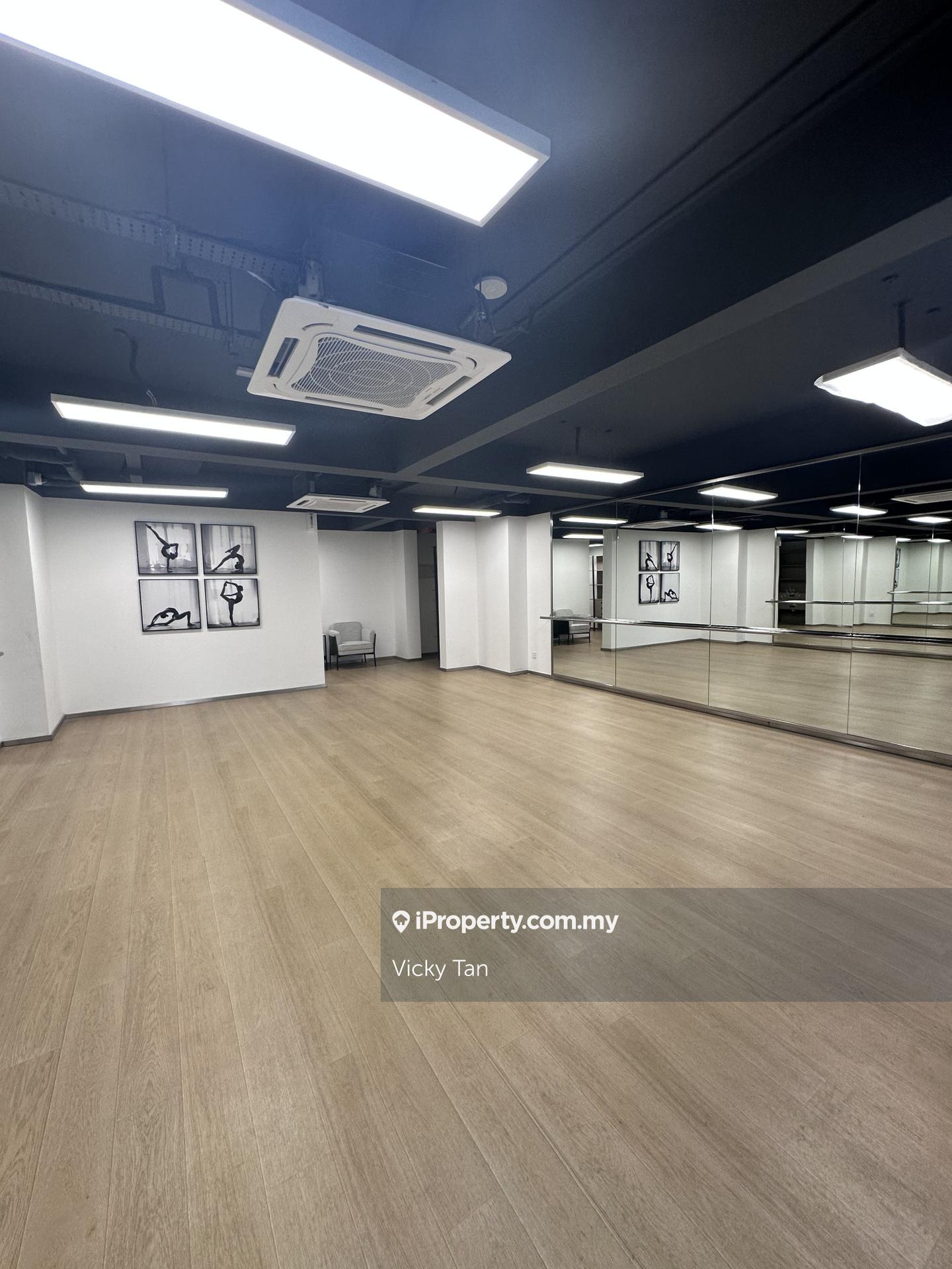 Residensi Servis untuk Disewa di Aradia Residence @ Lake City KL North oleh Vicky Tan - iProperty.com.my