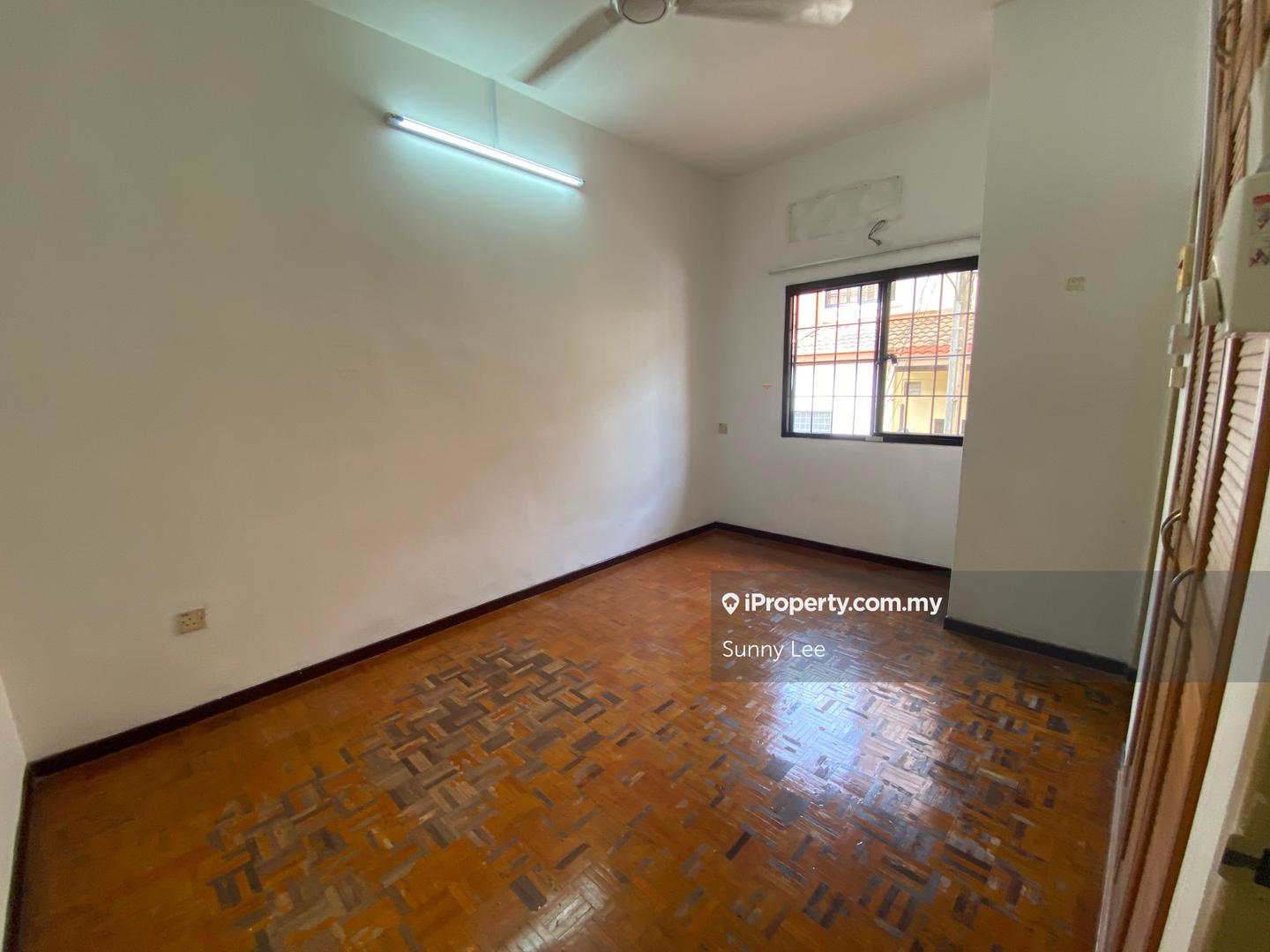 Rumah Berangkai 2 Tingkat untuk Dijual di Sungai Long, Bandar Sungai Long oleh Sunny Lee - iProperty.com.my