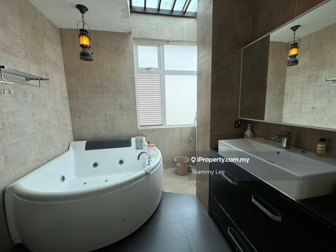 Bungalow House for Sale in Bandar Mahkota Cheras, Cheras by Teammy Lee - iProperty.com.my