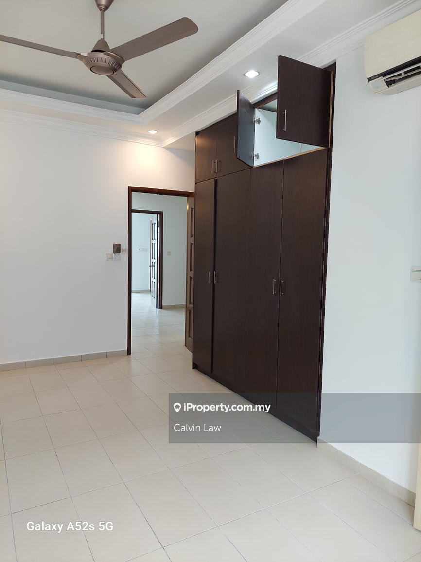Rumah Berangkai 2.5 Tingkat untuk Dijual di Bandar Utama 6, Bandar Utama oleh Calvin Law - iProperty.com.my