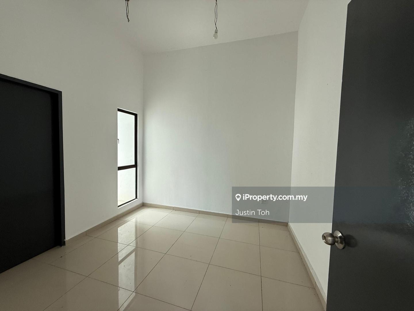 Semi-Detached House for Sale in Taman Scientex Rawang, Rawang by Justin Toh - iProperty.com.my