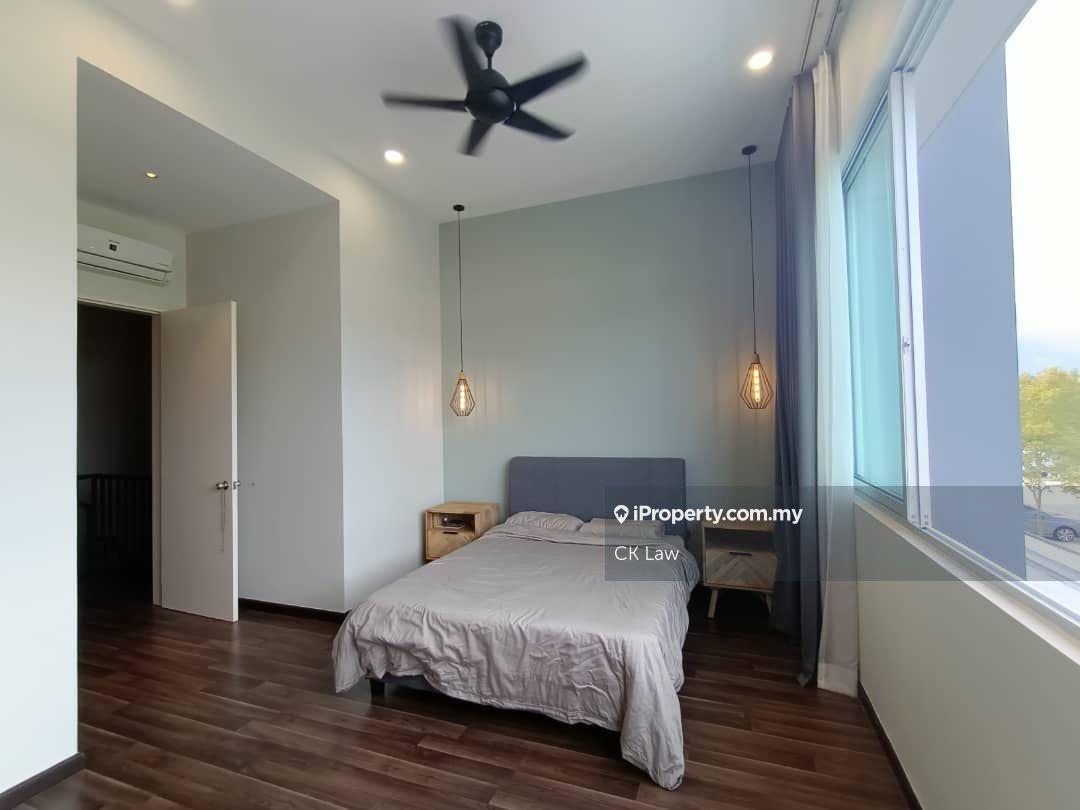 Rumah Berangkai 2 Tingkat untuk Dijual di Eco Forest, Semenyih oleh CK Law - iProperty.com.my