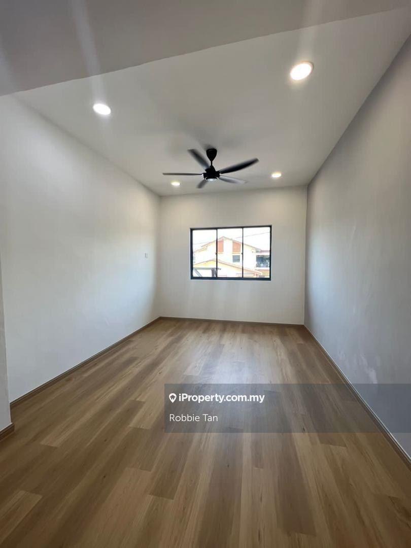 2-storey Terraced House for Sale in Taman Ungku Tun Aminah, Skudai by Robbie Tan - iProperty.com.my