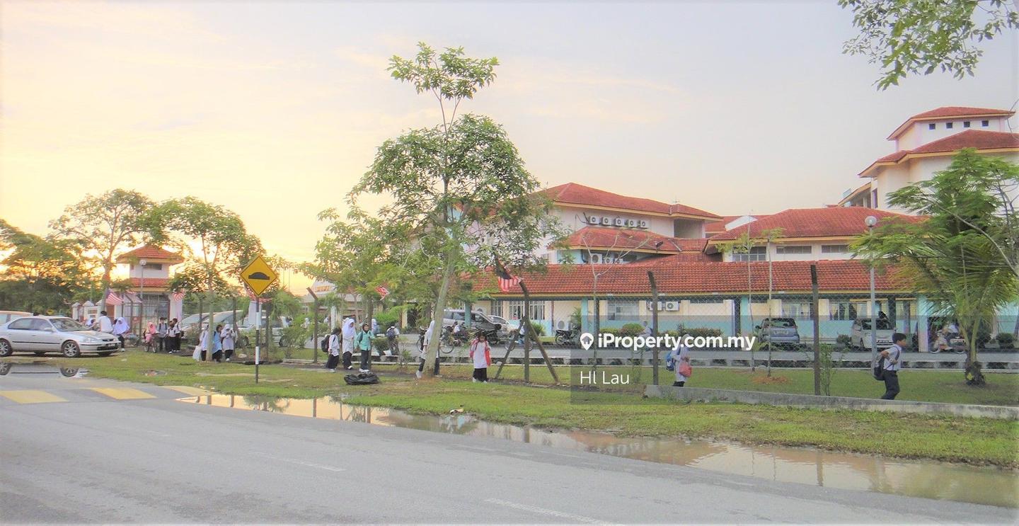 Rumah Berkembar untuk Dijual di 2 Sty Cluster Semi D Taman Putra Perdana 5 Puchong, Puchong oleh Hl Lau - iProperty.com.my