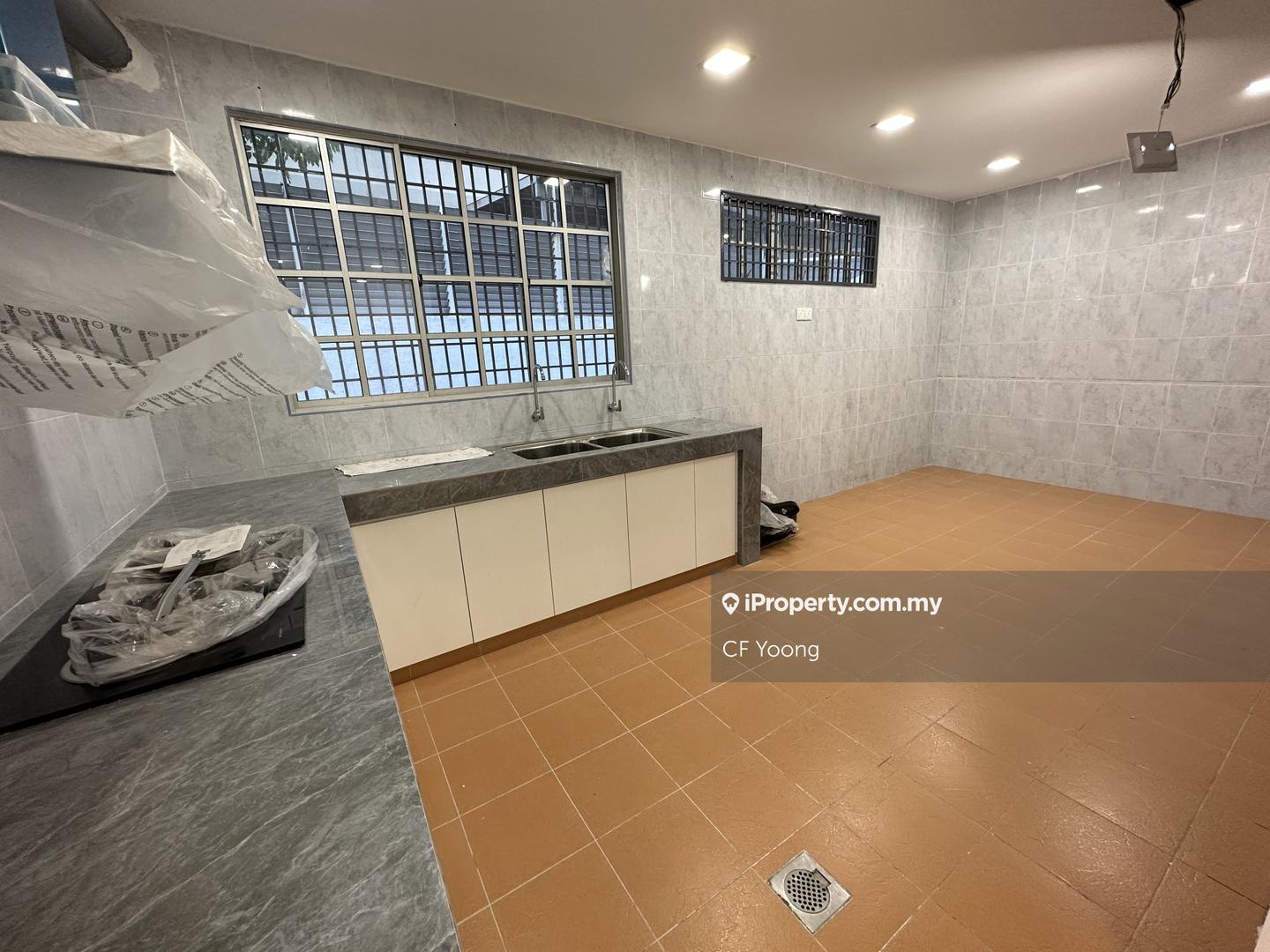 Banglo untuk Dijual di Setiakasih, Damansara Heights oleh CF Yoong - iProperty.com.my