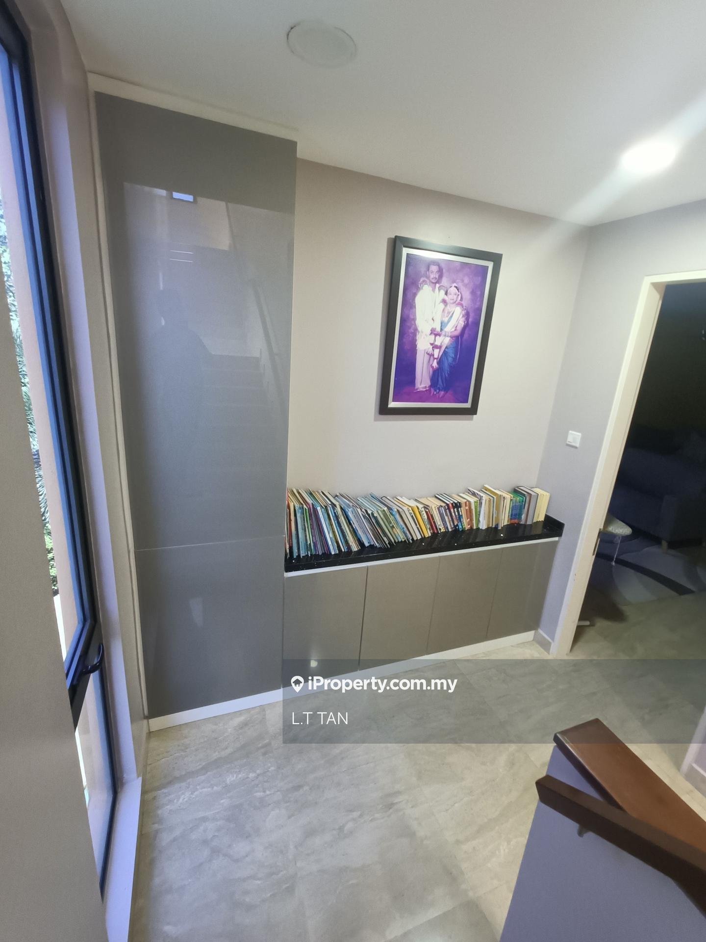 Rumah Berangkai 3 Tingkat untuk Dijual di Taman Tasik Pinggiran, Sungai Besi oleh L.T TAN - iProperty.com.my