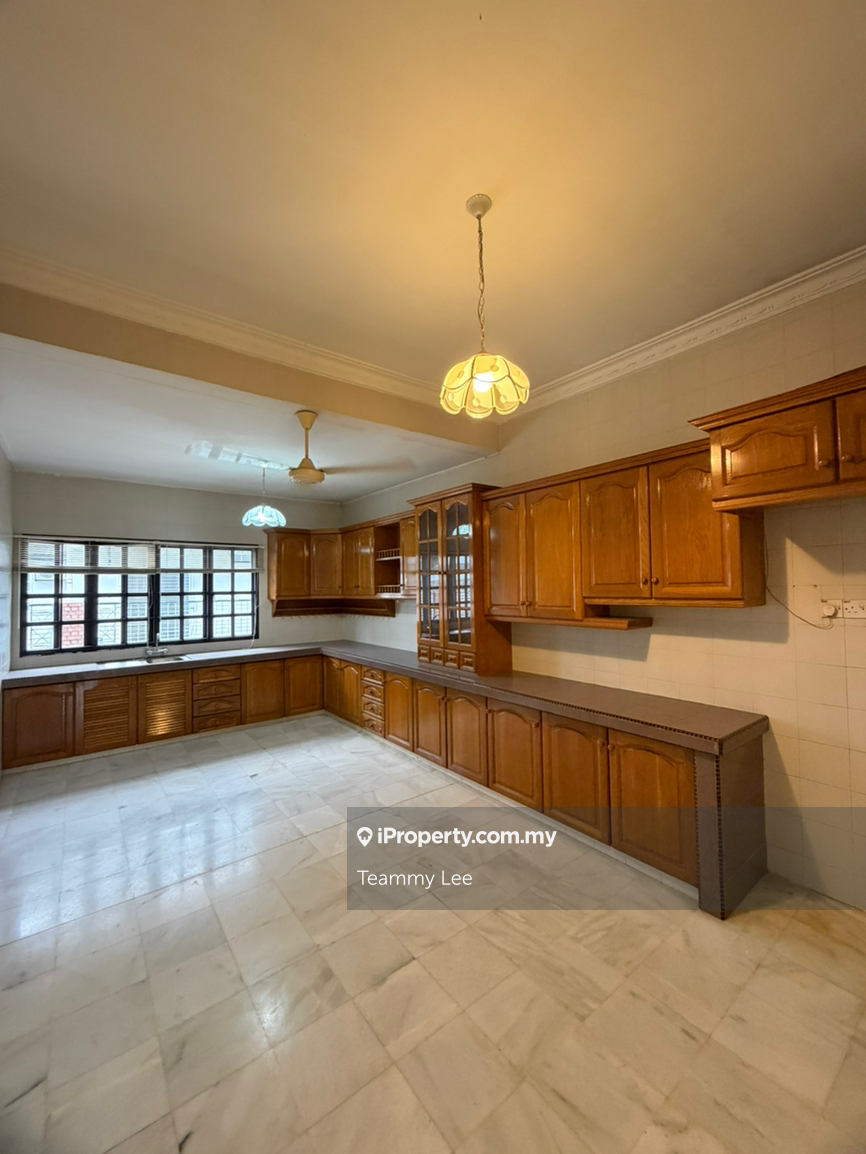 Bungalow House for Sale in Sungai Long, Bandar Sungai Long by Teammy Lee - iProperty.com.my