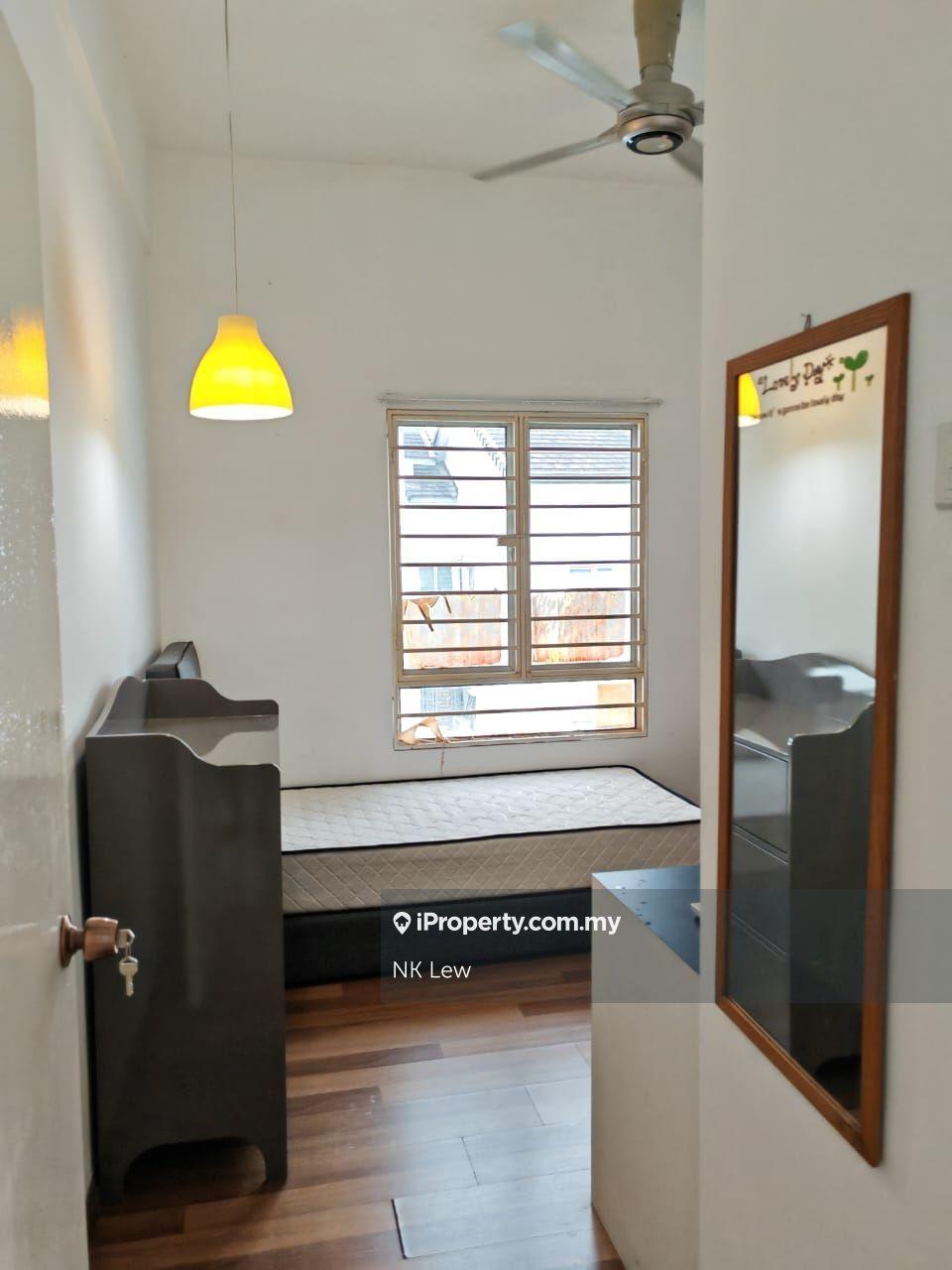 Condominium for Sale in Bayan Villa, Seri Kembangan by NK Lew - iProperty.com.my