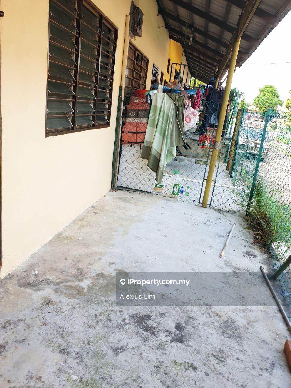 Rumah Teres untuk Dijual di Taman Scientex Pasir Gudang, Pasir Gudang oleh Alexius Lim - iProperty.com.my