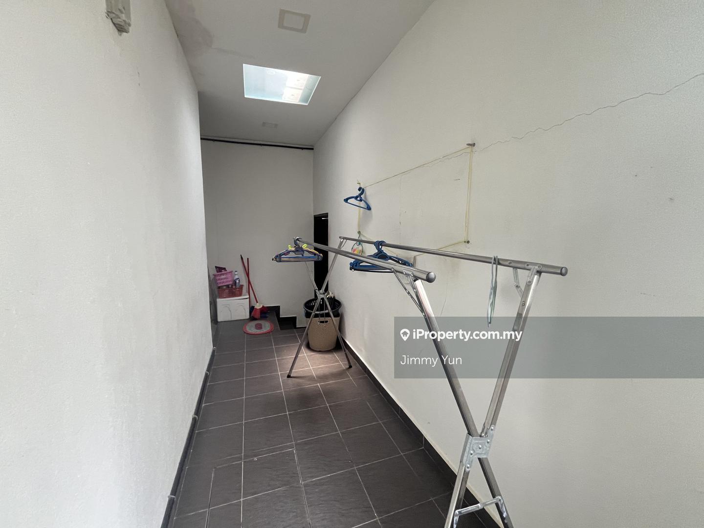 Rumah Berangkai 3 Tingkat untuk Dijual di Sutera Heights , Taman Juara Jaya, Cheras oleh Jimmy Yun - iProperty.com.my