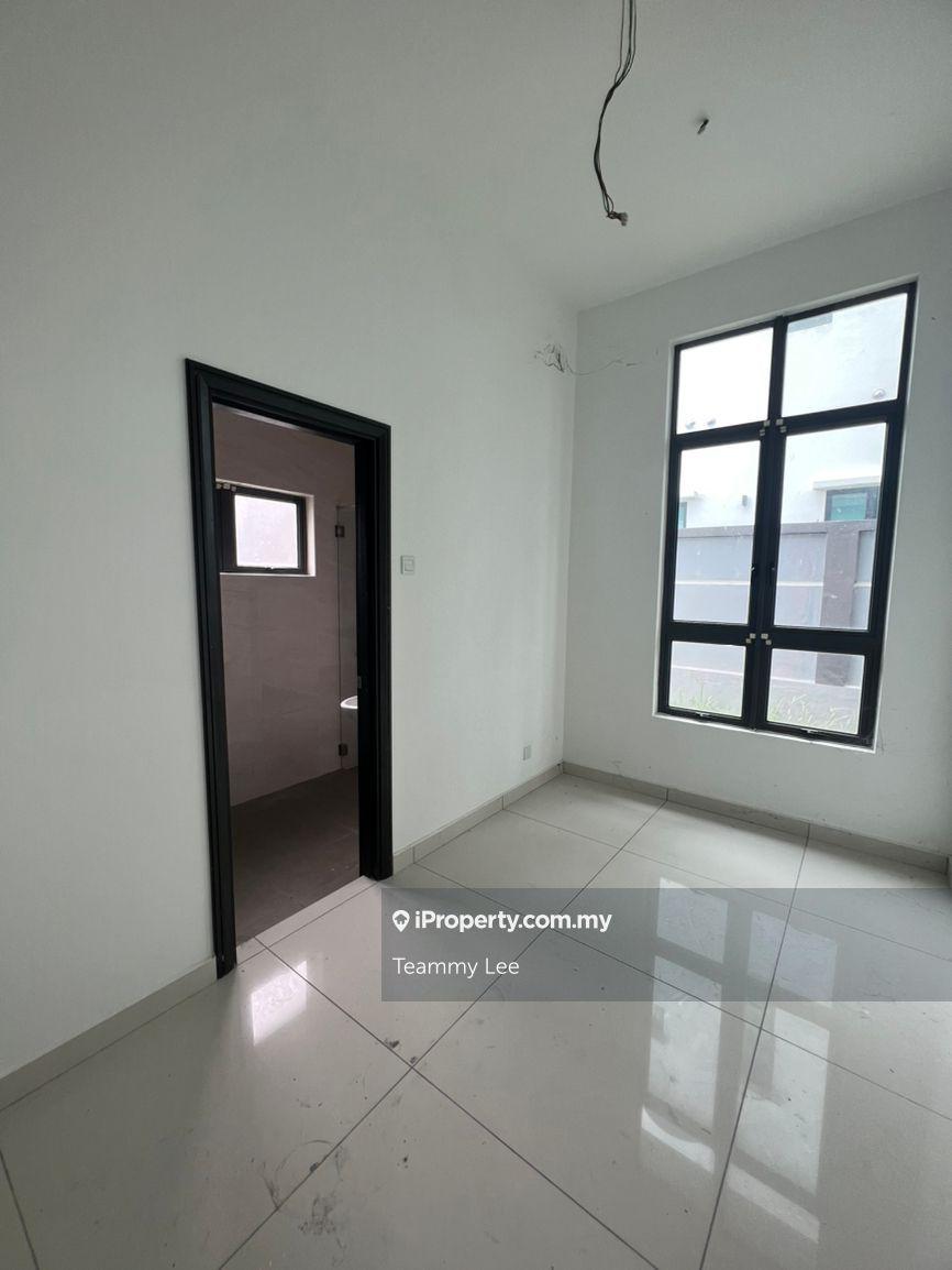 Banglo untuk Dijual di Bukit Sungai Long, Bandar Sungai Long oleh Teammy Lee - iProperty.com.my