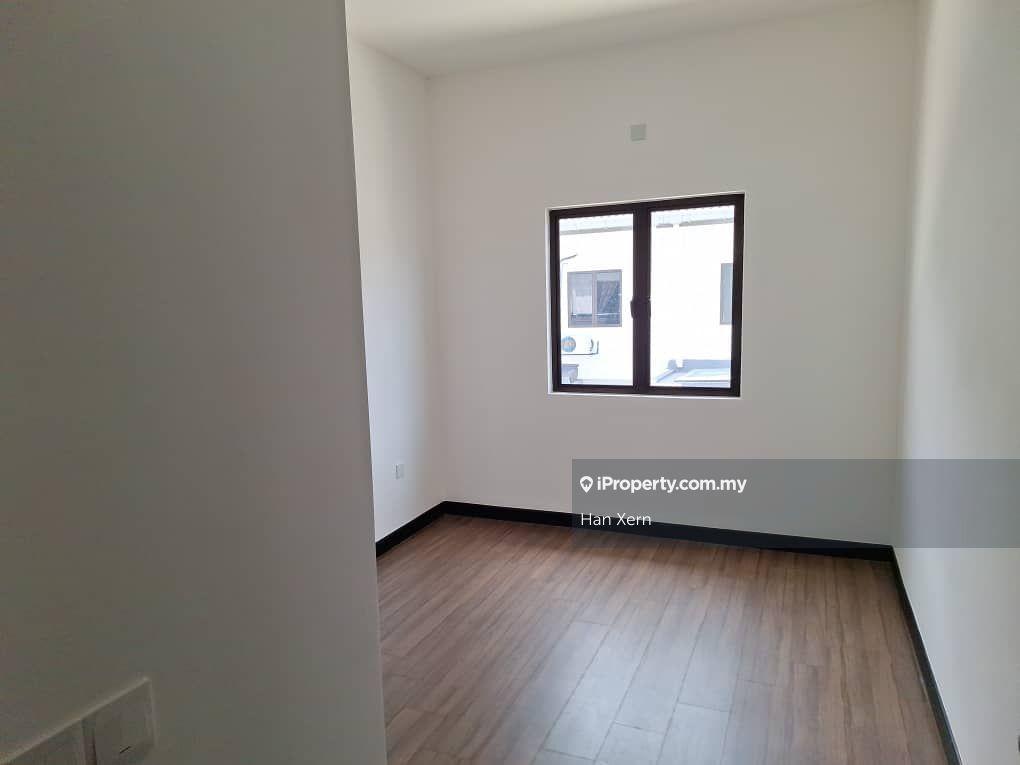 Rumah Berangkai 2 Tingkat untuk Dijual di Bandar Bukit Raja, Klang oleh Han Xern - iProperty.com.my