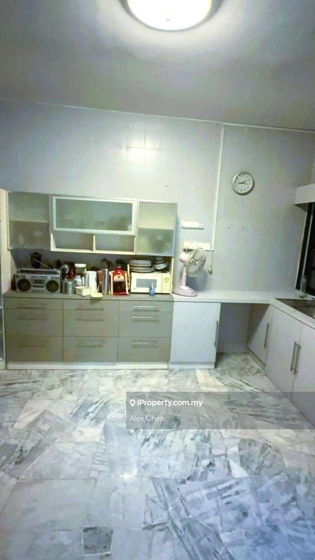 Rumah Berkembar untuk Dijual di Sungai Long, Bandar Sungai Long oleh Alex Chen - iProperty.com.my
