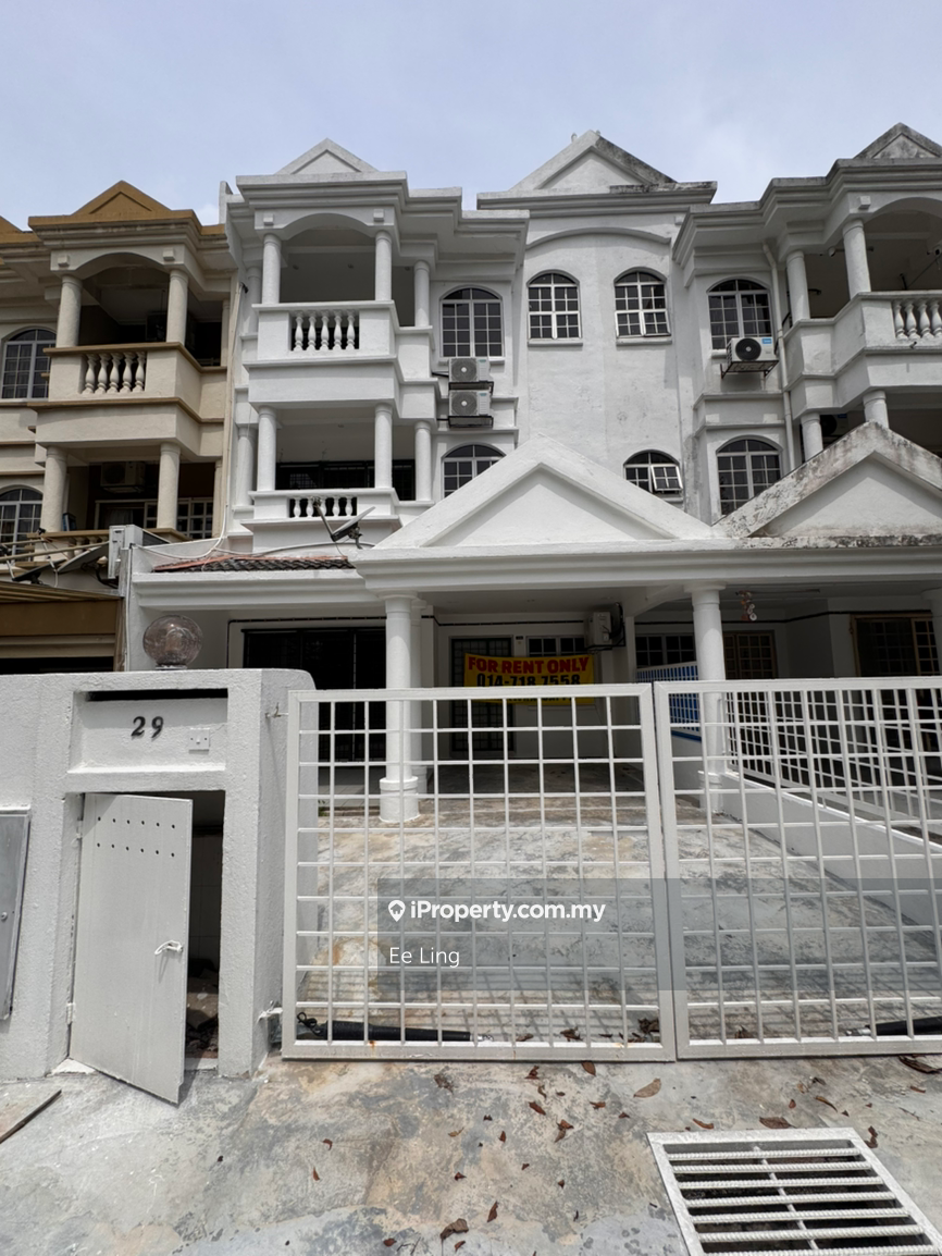 Rumah Berangkai 2.5 Tingkat untuk Disewa di BANDAR PUCHONG JAYA, Puchong oleh Ee Ling - iProperty.com.my