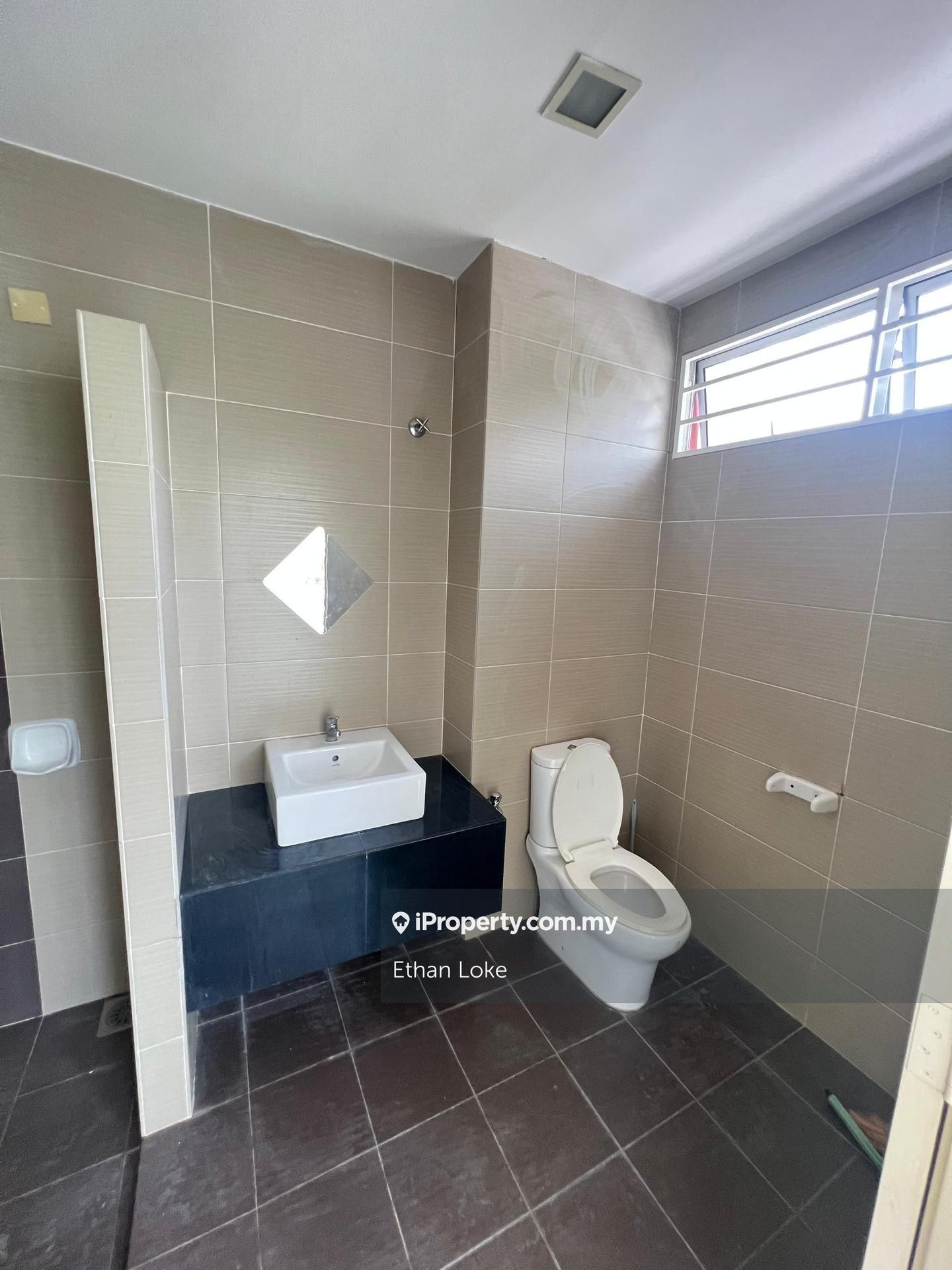 Rumah Berangkai 2 Tingkat untuk Dijual di Bandar Tasik Puteri, Rawang oleh Ethan Loke - iProperty.com.my